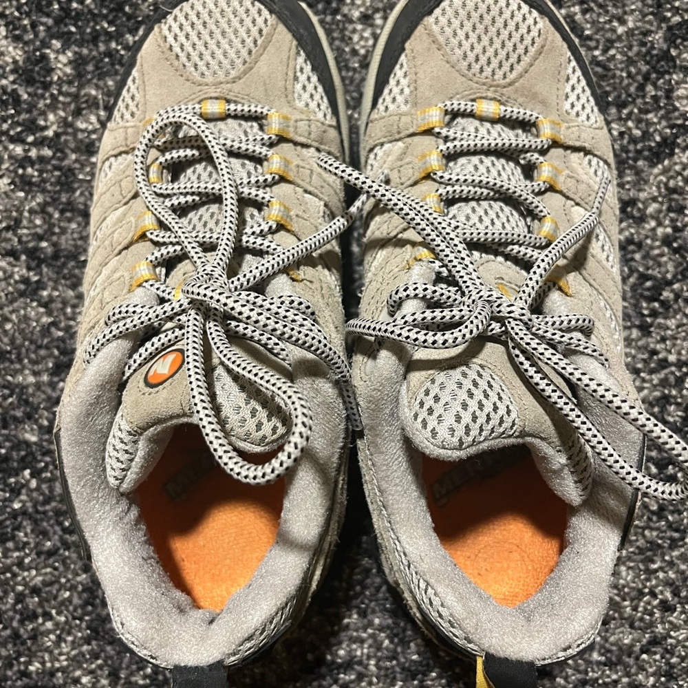 Merrell hiking shoes boots